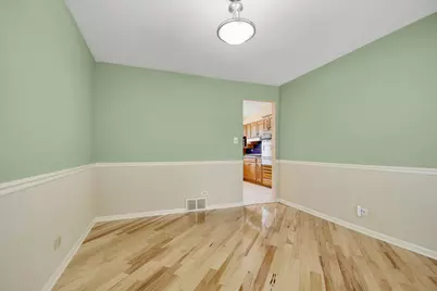 18751 Kings Road, Homewood, IL 60430 - Photo 11