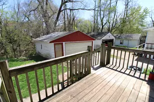 1176 22nd St, Moline, IL 51265 - Photo 17