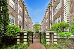 443 N Lombard Ave, Oak Park, IL 60302 - Photo 3