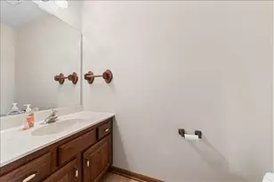 1335 Gaslight Dr, Algonquin, IL 60102 - Photo 15