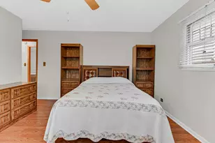 16563 Crescent Ave, Tinley Park, IL 60477 - Photo 13