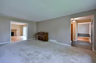 191 S Hawthorne Ave, Elmhurst, IL 60126 - Photo 7