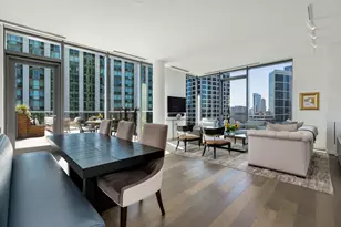 211 N Harbor Dr, Chicago, IL 60601 - Photo 13