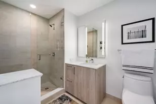 211 N Harbor Dr, Chicago, IL 60601 - Photo 19