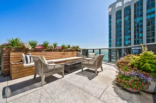 211 N Harbor Dr, Chicago, IL 60601 - Photo 3