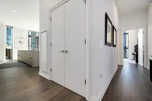 211 N Harbor Dr, Chicago, IL 60601 - Photo 17