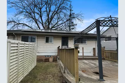 319 Merrill Avenue, Calumet City, IL 60409 - Photo 3