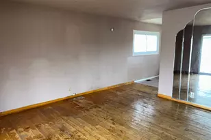 319 Merrill Ave, Calumet City, IL 60409 - Photo 11