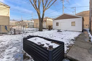 3453 S Lituanica Ave, Chicago, IL 60608 - Photo 15