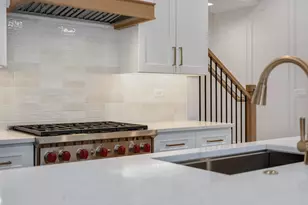 104 N Evergreen Ave, Elmhurst, IL 60126 - Photo 13