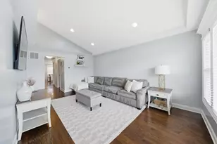 6425 W 64th St, Chicago, IL 60638 - Photo 5