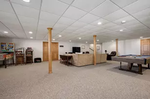 7819 Loch Glen Dr, Lakewood, IL 60014 - Photo 23