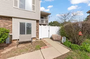 9E Fernwood Dr, Bolingbrook, IL 60440 - Photo 21