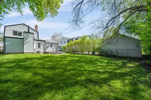 627 E Davis St, Arlington Heights, IL 60005 - Photo 19