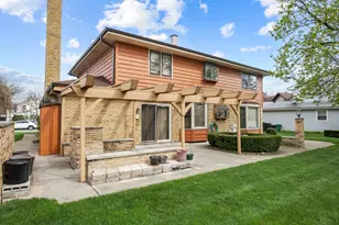 1274 Biscayne Dr, Elk Grove Village, IL 60007 - Photo 35
