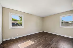 420 Justine Ave, Bolingbrook, IL 60440 - Photo 9