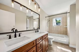 420 Justine Ave, Bolingbrook, IL 60440 - Photo 11
