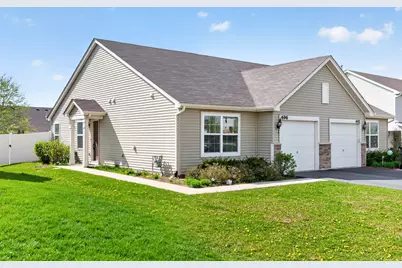 696 Vine Street, Hampshire, IL 60140 - Photo 1