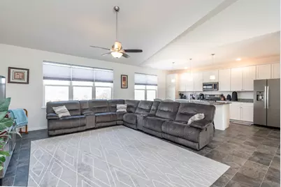 2214 Truman Trail, McHenry, IL 60051 - Photo 11