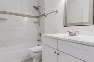 16 Wintergreen Ct, Woodridge, IL 60517 - Photo 15