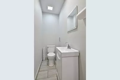 6811 W Higgins Avenue #B, Chicago, IL 60656 - Photo 13