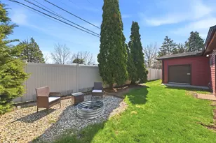 908 Curtis Ave, Joliet, IL 60435 - Photo 19