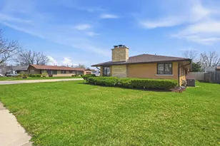 908 Curtis Ave, Joliet, IL 60435 - Photo 21