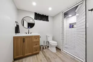 908 Curtis Ave, Joliet, IL 60435 - Photo 15