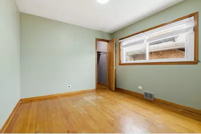 7023 29th Place, Berwyn, IL 60402 - Photo 9