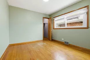 7023 29th Pl, Berwyn, IL 60402 - Photo 9