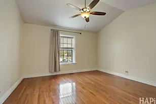 1901 Barnhill Dr, Mundelein, IL 60060 - Photo 11