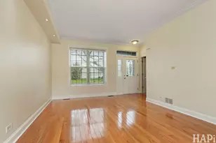 1901 Barnhill Dr, Mundelein, IL 60060 - Photo 3