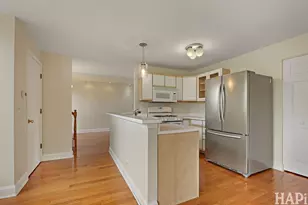 1901 Barnhill Dr, Mundelein, IL 60060 - Photo 7