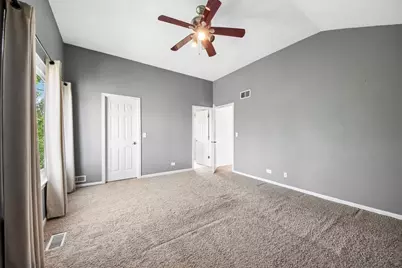254 W Holly Court, Round Lake, IL 60073 - Photo 21