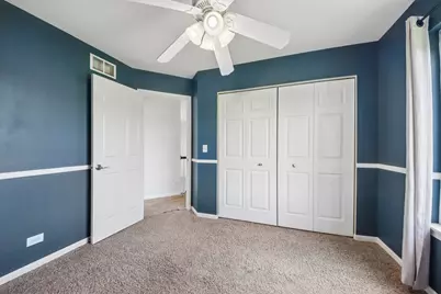254 W Holly Court, Round Lake, IL 60073 - Photo 29