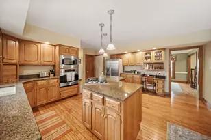 1408 Durness Ct, Naperville, IL 60565 - Photo 9