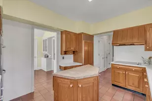 1726 27th St, Moline, IL 61265 - Photo 21