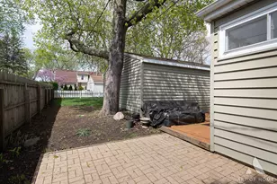 348 N Schiller St, Palatine, IL 60067 - Photo 33