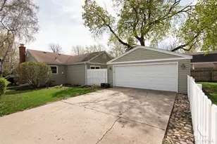 348 N Schiller St, Palatine, IL 60067 - Photo 35