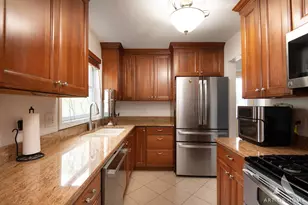 348 N Schiller St, Palatine, IL 60067 - Photo 9
