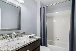 659 N Walden Dr, Palatine, IL 60067 - Photo 17