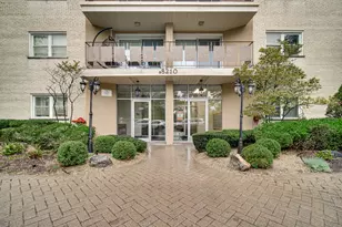 8210 Elmwood St, Skokie, IL 60077 - Photo 3