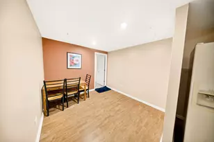 1249 Mallard Ln, Hoffman Estates, IL 60192 - Photo 23