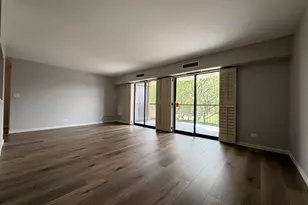 1405 E Central Rd, Arlington Heights, IL 60005 - Photo 3