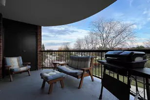 1405 E Central Rd, Arlington Heights, IL 60005 - Photo 11