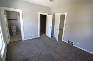 4519 4th Ave, Moline, IL 51265 - Photo 3