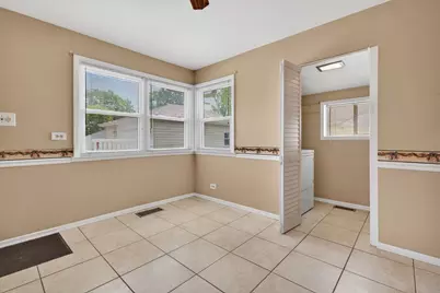 3609 Kingfisher Lane, Rolling Meadows, IL 60008 - Photo 9