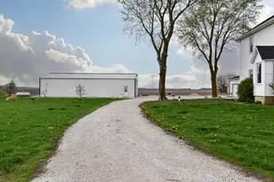 11323 N 1500 E Rd, Pontiac, IL 61764 - Photo 9