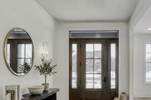 1652 N Lake Charles Dr, Vernon Hills, IL 60061 - Photo 3