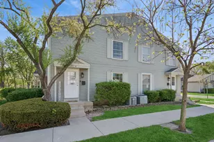 1171 Bunker Hill Ct, Wheaton, IL 60189 - Photo 1